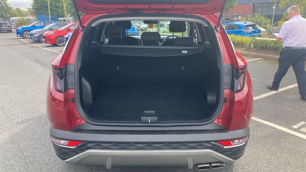 Hyundai Tucson Premium Red #4