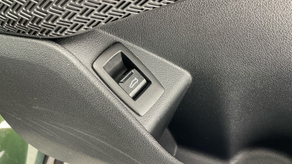 BMW X1 Sdrive 20I Mht Xline Tech Plus Step Green #48