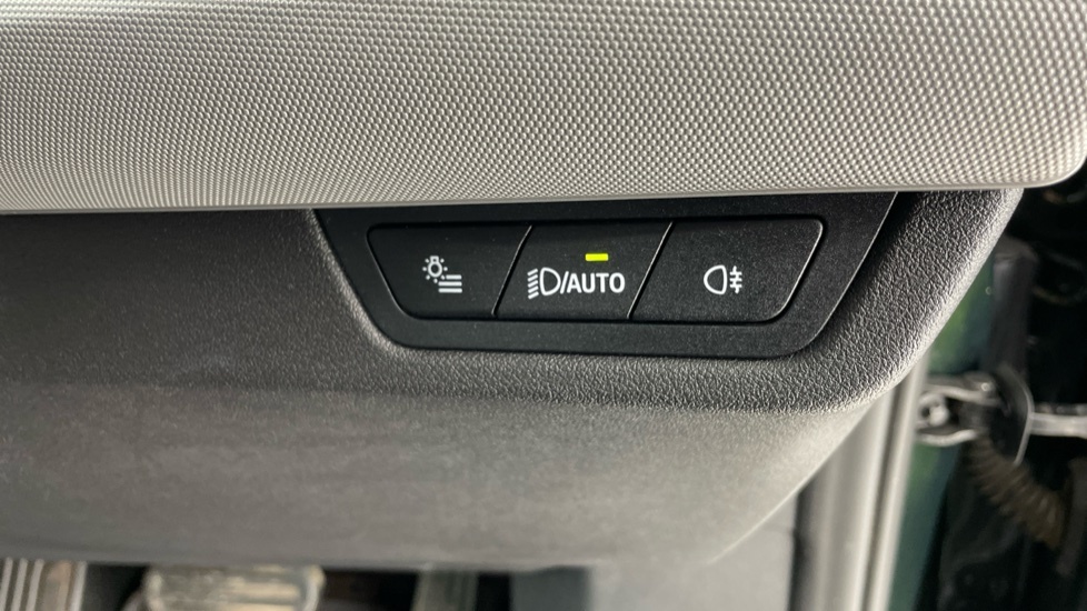 BMW X1 Sdrive 20I Mht Xline Tech Plus Step Green #50