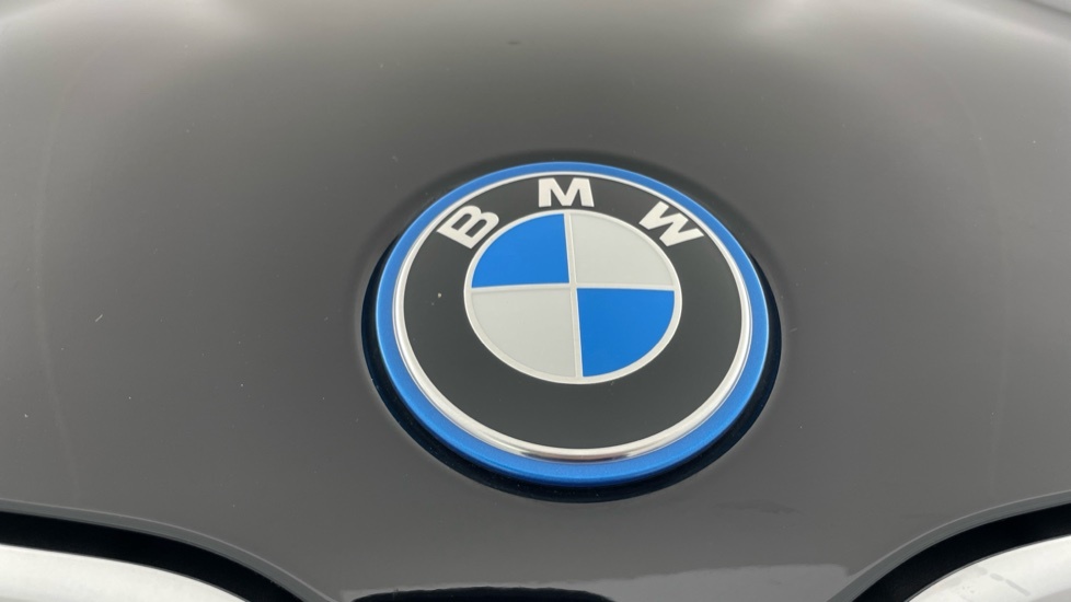 BMW iX1 M Sport Blue #24
