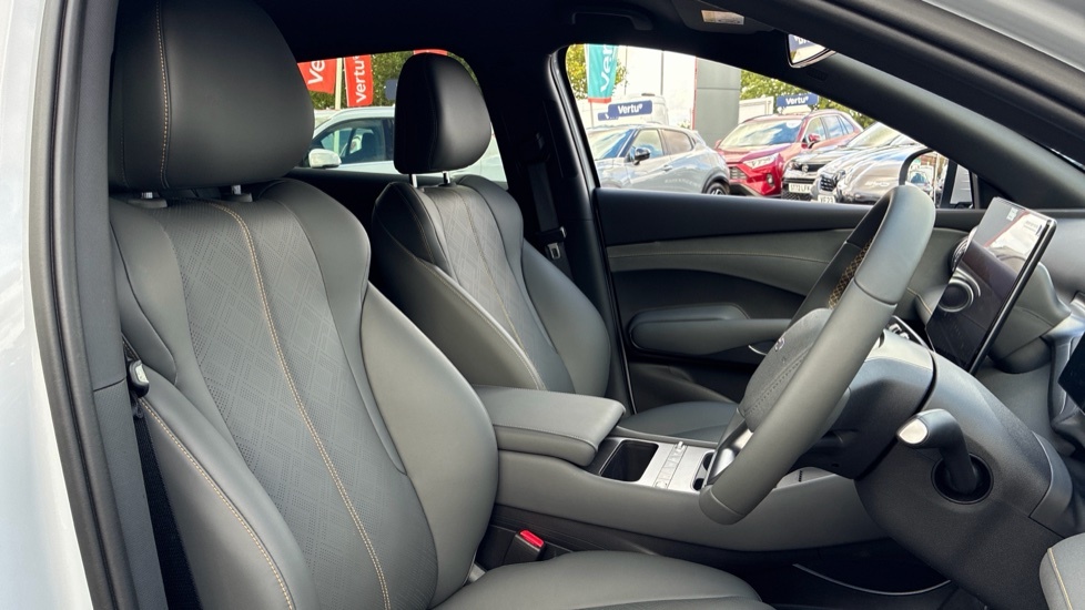 Byd Atto 3 74.8Kwh Design #13