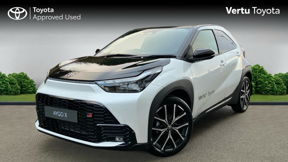 Toyota Aygo X Gr Sport Black #3
