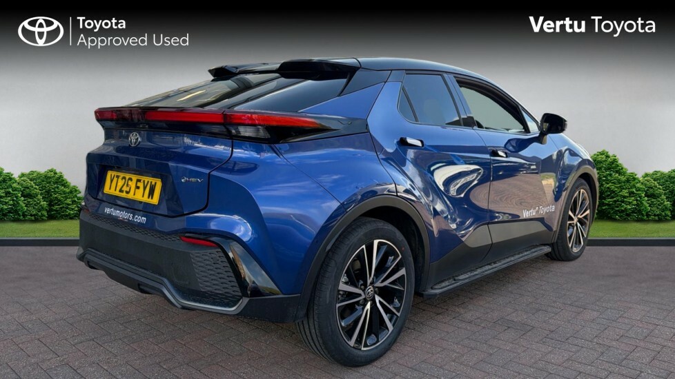 Toyota C-Hr Excel Blue #2