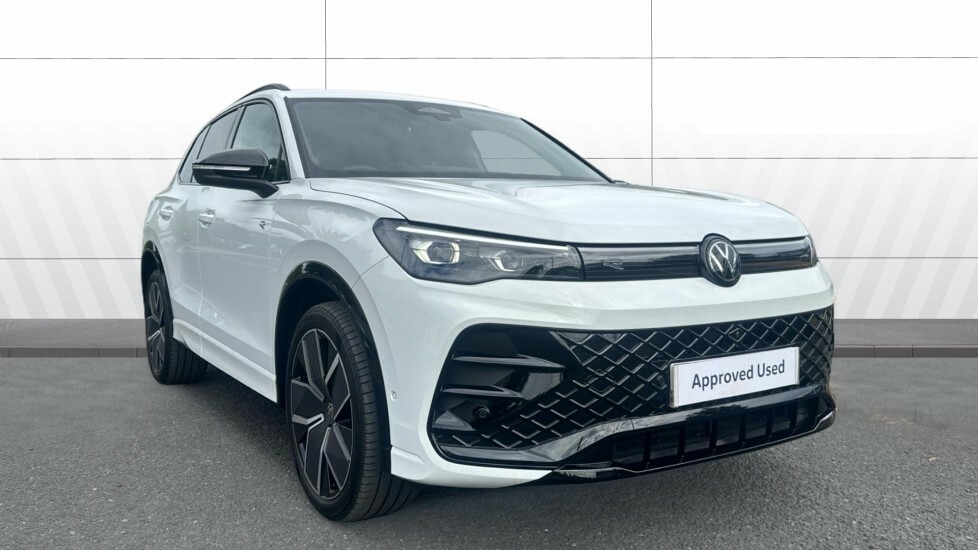 Volkswagen Tiguan R-line White