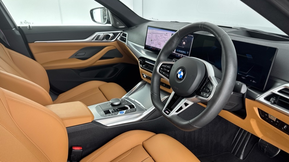 BMW i4 M Sport Black #6