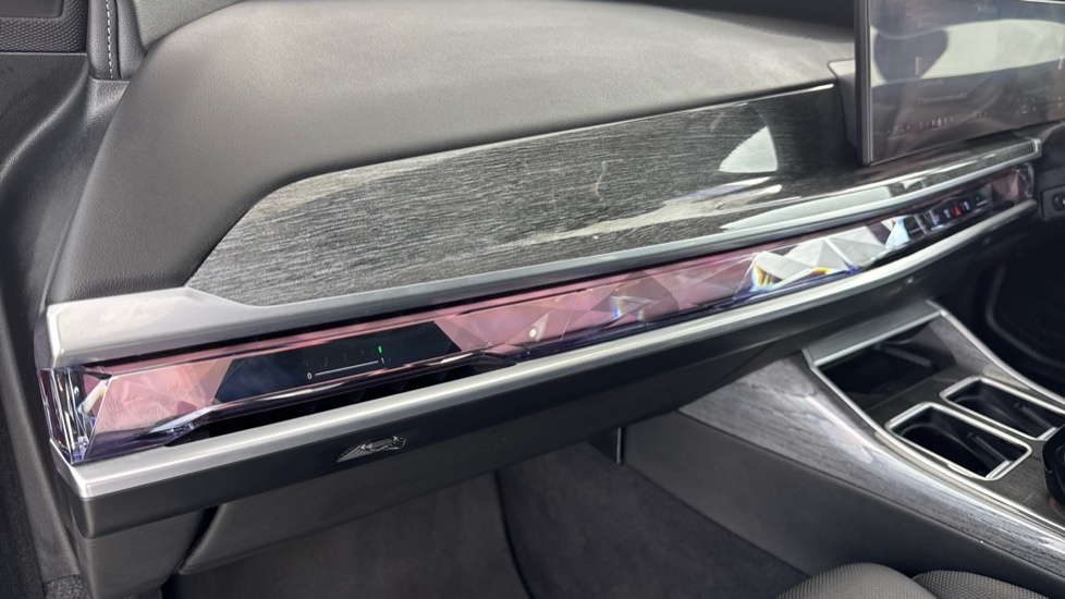 BMW 7 Series M760e Xdrive Black #35