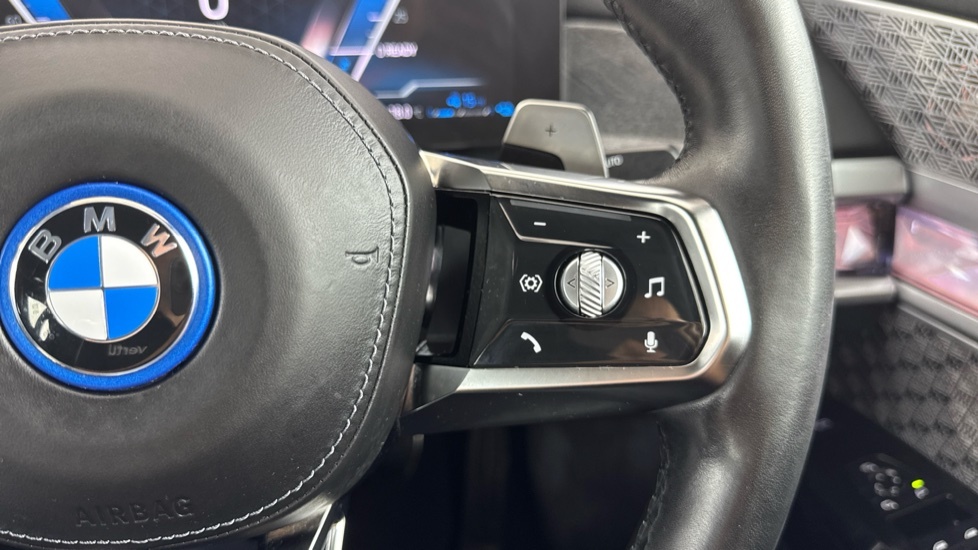 BMW 7 Series M760e Xdrive Black #17