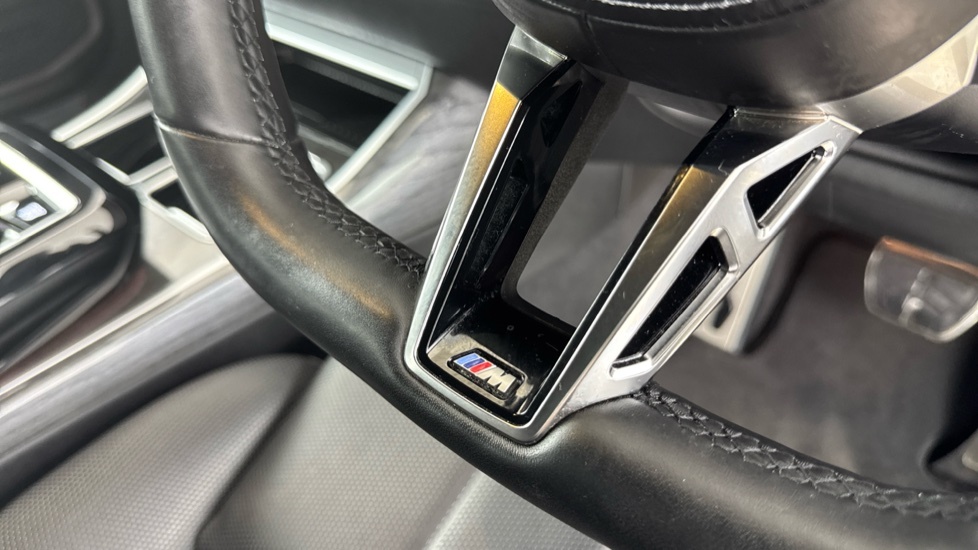 BMW 7 Series M760e Xdrive Black #54