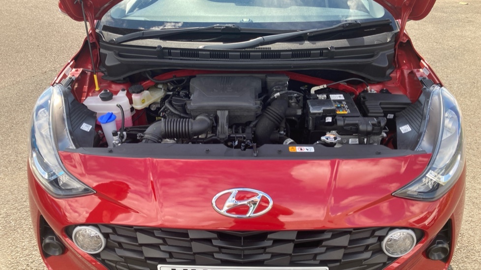 Hyundai I10 Hatchback  #8