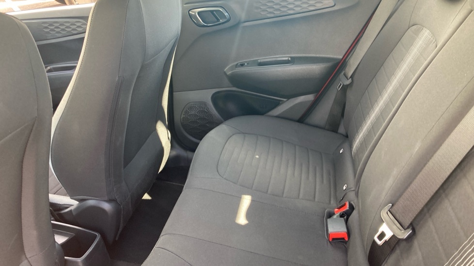 Hyundai I10 Hatchback  #16