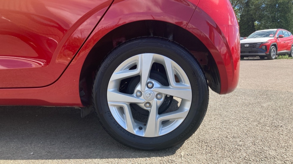 Hyundai I10 Hatchback  #7