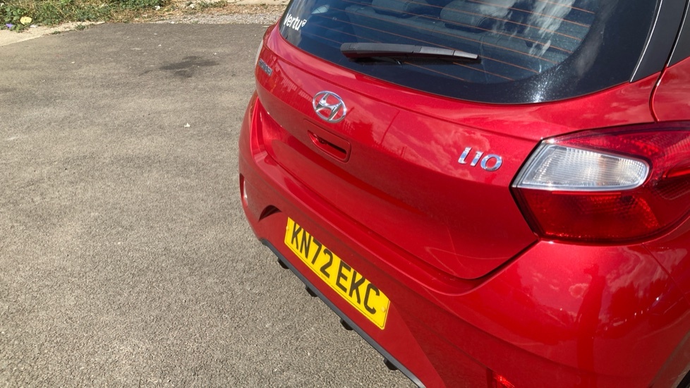 Hyundai I10 Hatchback  #35