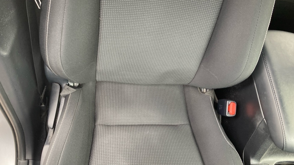 Toyota Rav 4 Icon Tech Grey #14