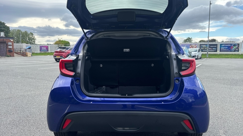 Toyota Yaris Design Blue #4