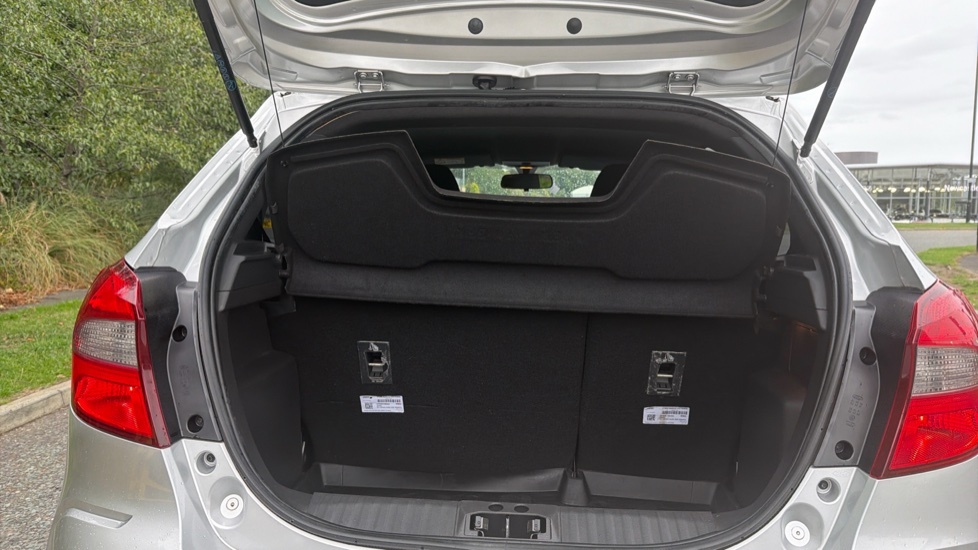 Ford KA+ Active Silver #4