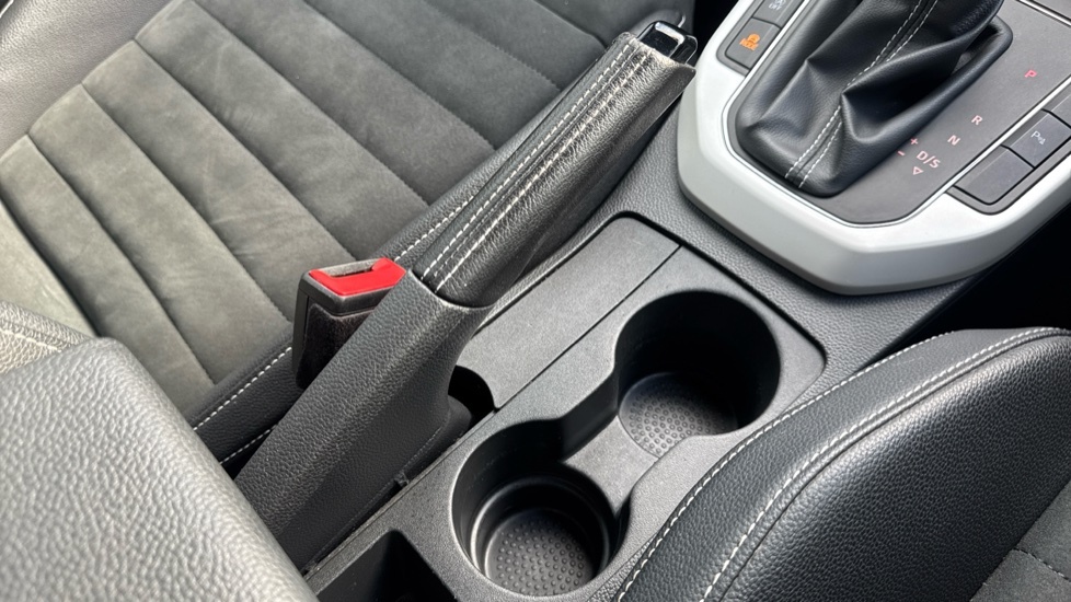 Seat Arona Tsi Fr Red #28