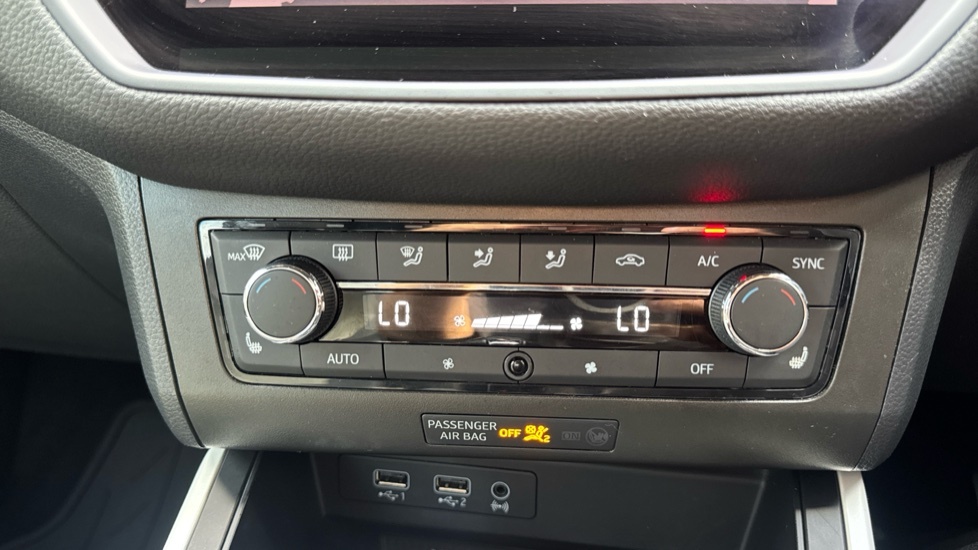 Seat Arona Tsi Fr Red #25
