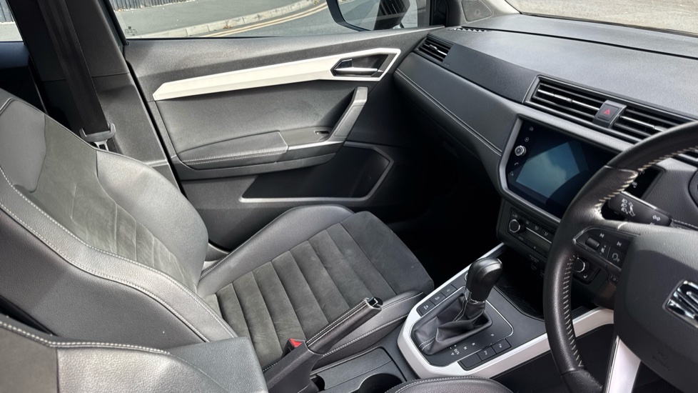 Seat Arona Tsi Fr Red #13