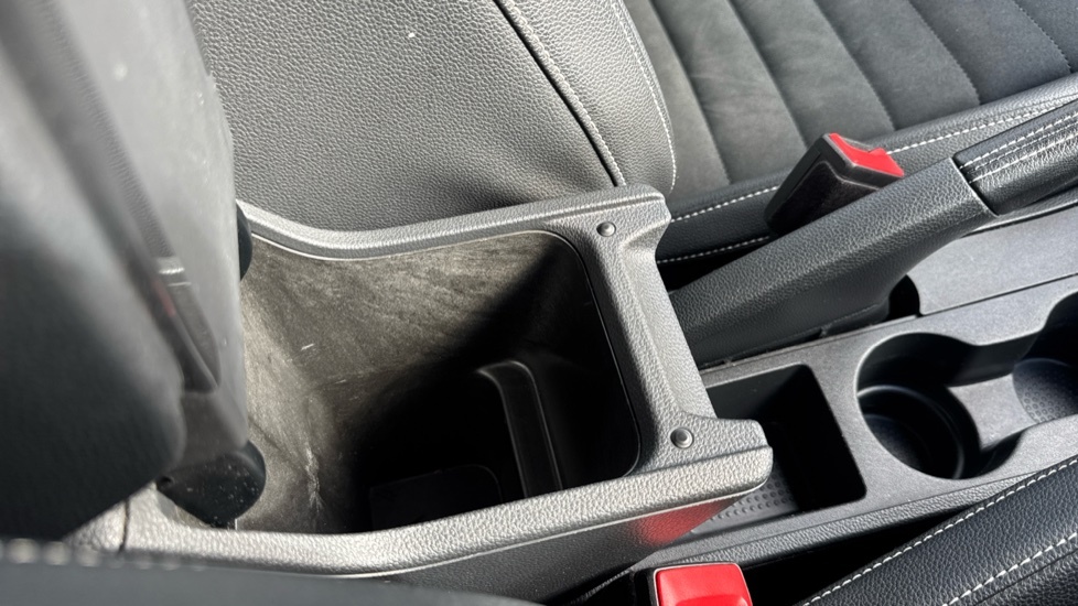 Seat Arona Tsi Fr Red #29