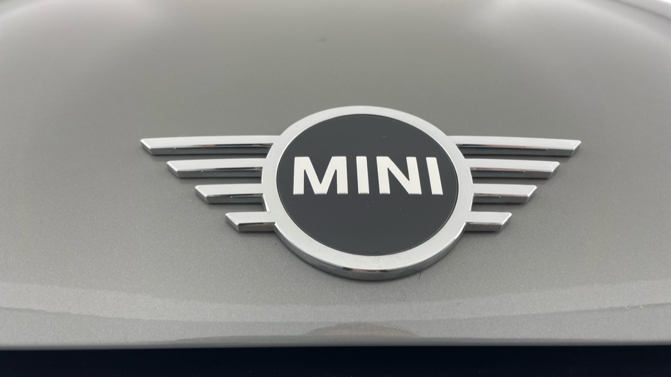 Mini Hatch 1.5 Cooper Sport Euro 6 Ss Red #24