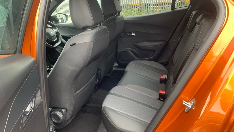 Peugeot 2008 Active Blue #16