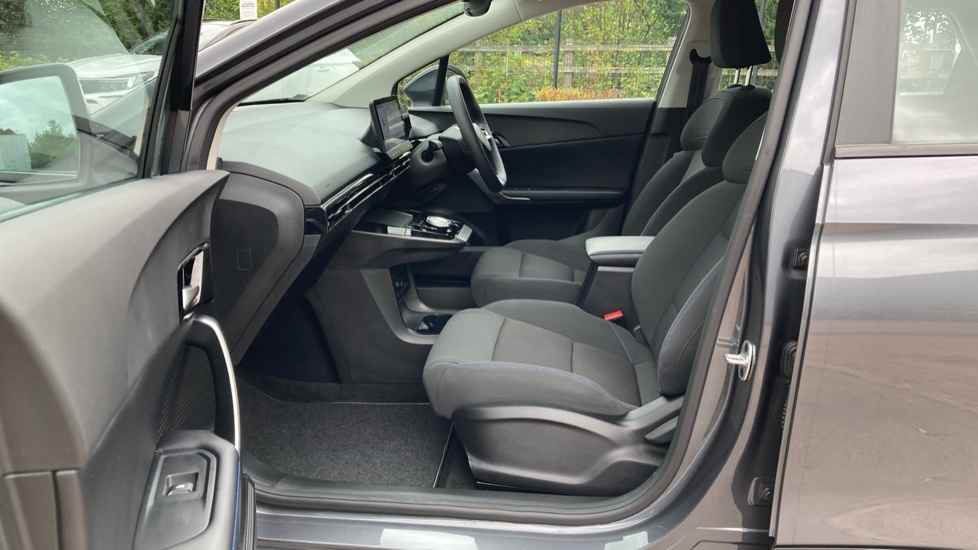 MG MG4 150Kw Trophy Ev Long Range 64Kwh Grey #37