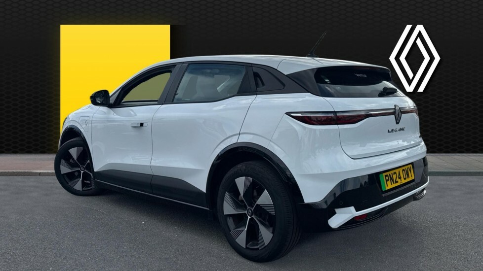 Renault Megane E-Tech Equilibre White #2