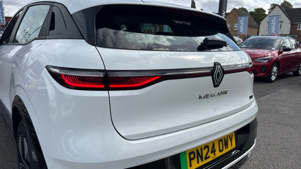 Renault Megane E-Tech Ev60 160Kw Equilibre 60Kwh Optimum Charge Black #34