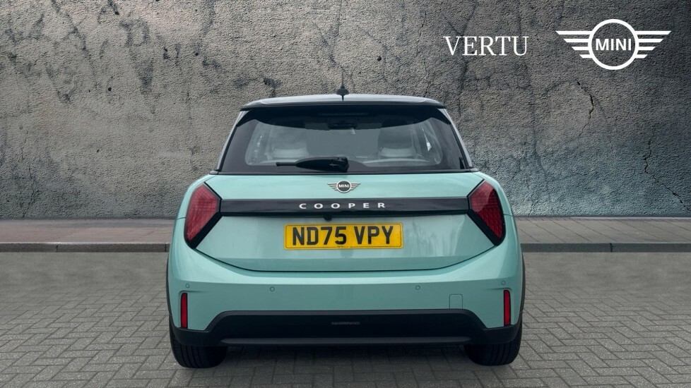 Mini Hatch 1.5C Sport Steptronic Euro 6 Ss Black #15