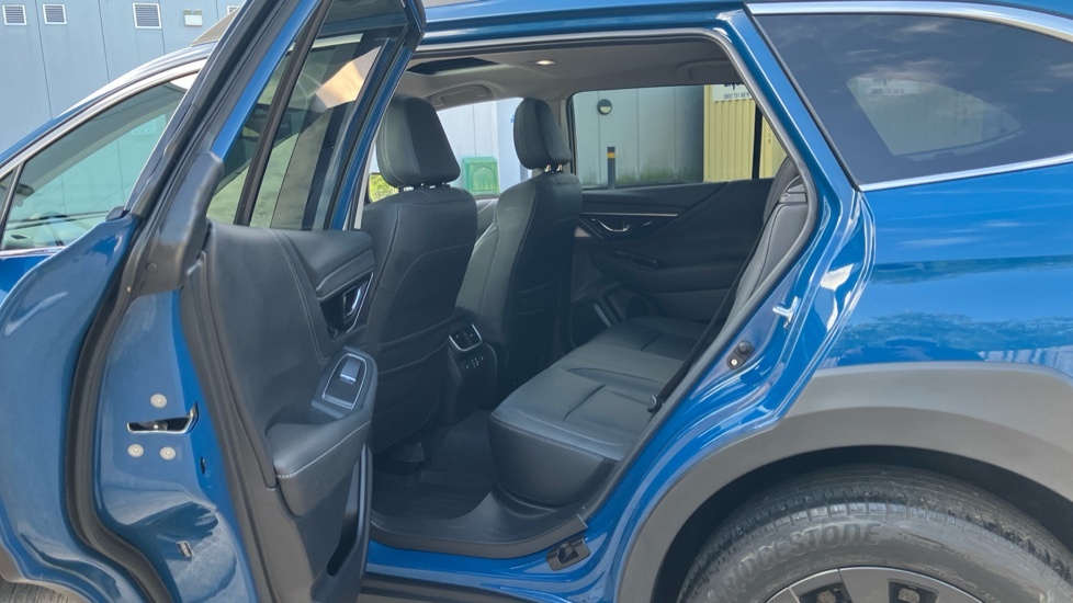 Subaru Outback Touring Blue #16
