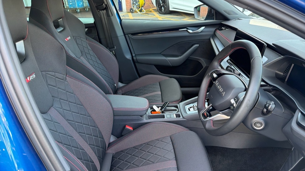 Skoda Octavia Tsi S Black #15