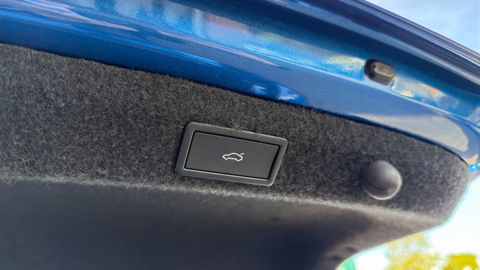 Skoda Octavia Tsi S Black #23