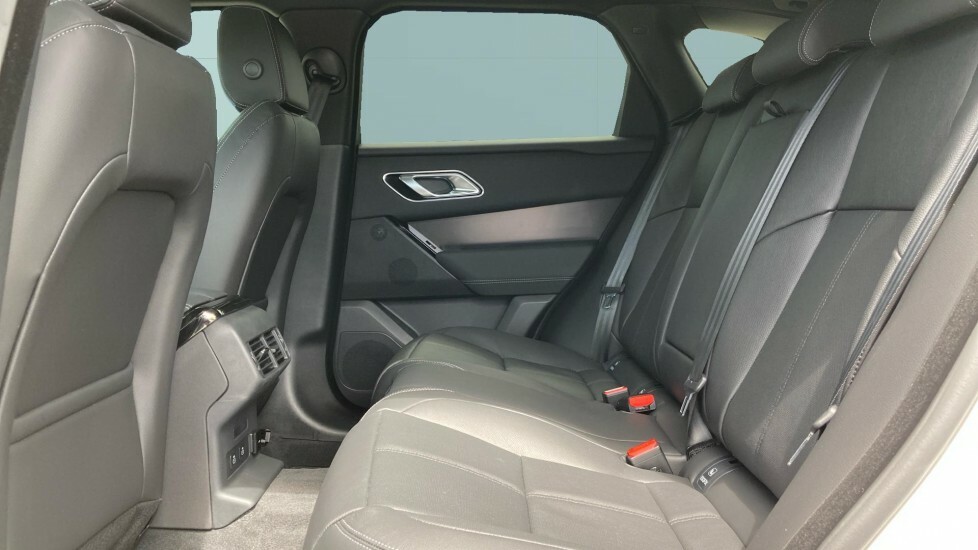 Land Rover Range Rover Velar Belgravia Edition White #4