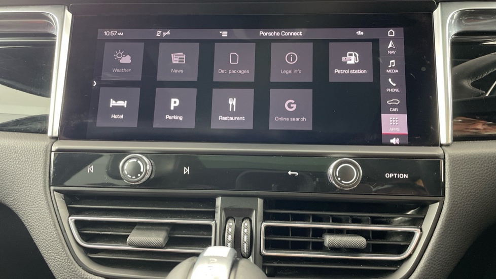 Porsche Macan Pdk Euro 6 White #62