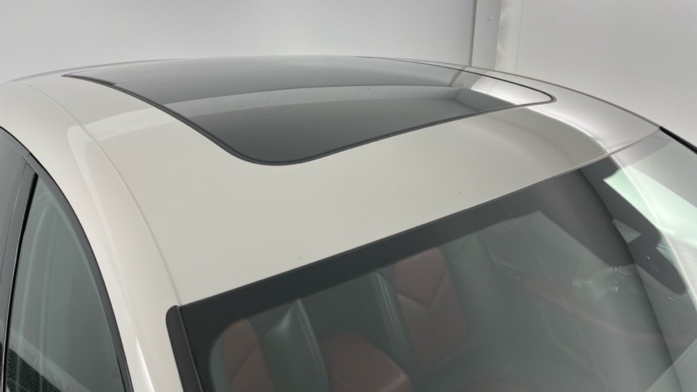Porsche Macan Pdk Euro 6 White #21
