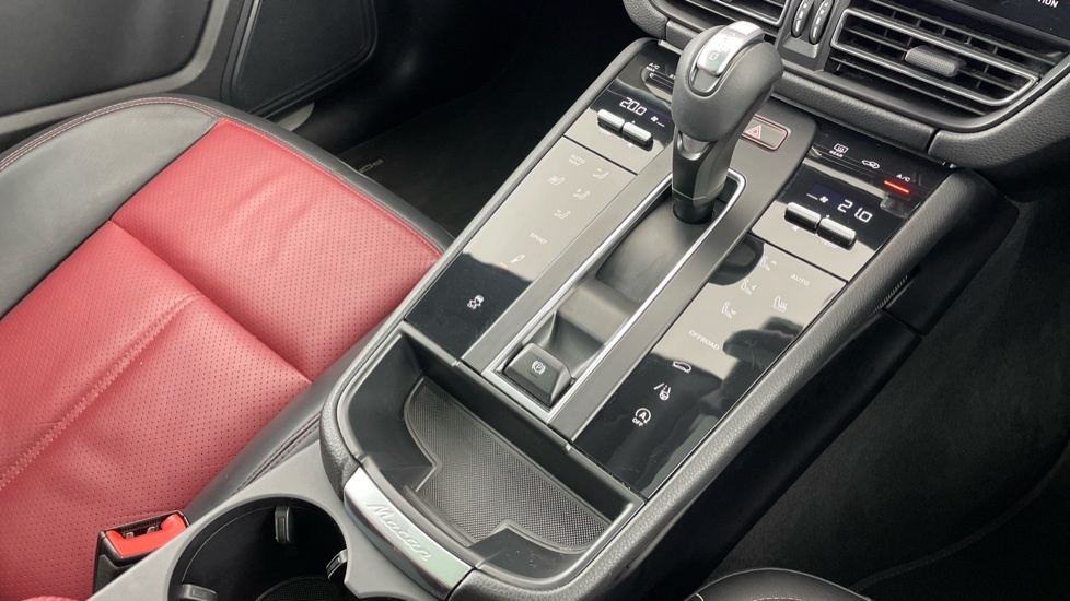 Porsche Macan Pdk Euro 6 White #10