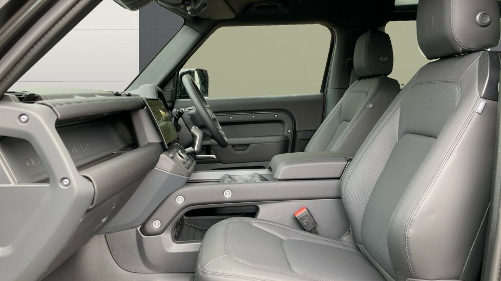 Land Rover Defender 90 X-dynamic Se Grey #3