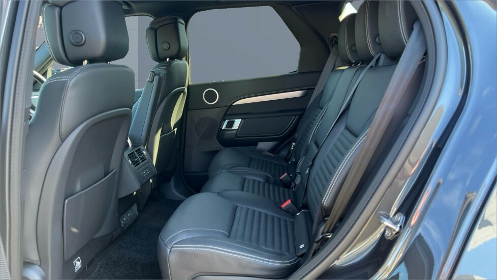 Land Rover Discovery Dynamic Se Black #4