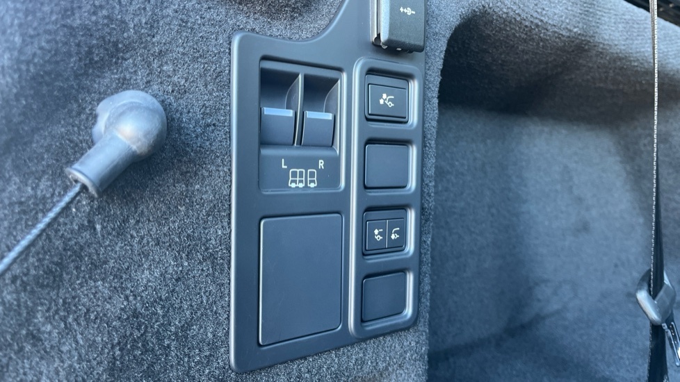Land Rover Discovery Dynamic Se Black #53