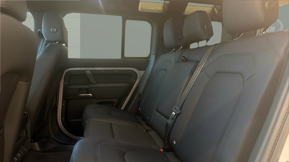 Land Rover Defender 90 X-dynamic Se Grey #4