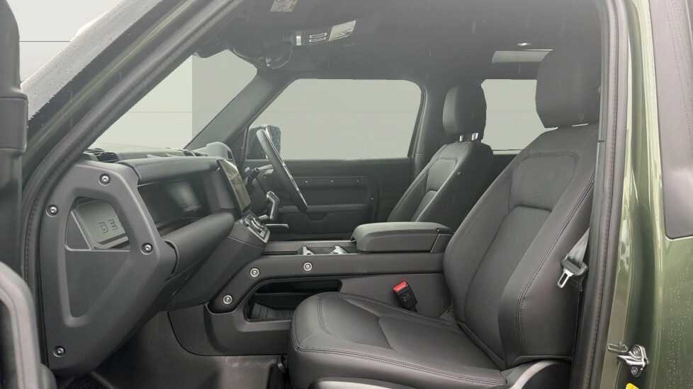 Land Rover Defender 90 X-dynamic Se Green #3