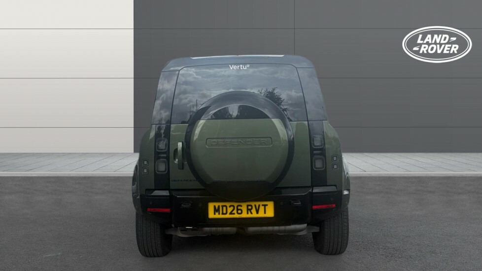 Land Rover Defender 90 X-dynamic Se Green #6