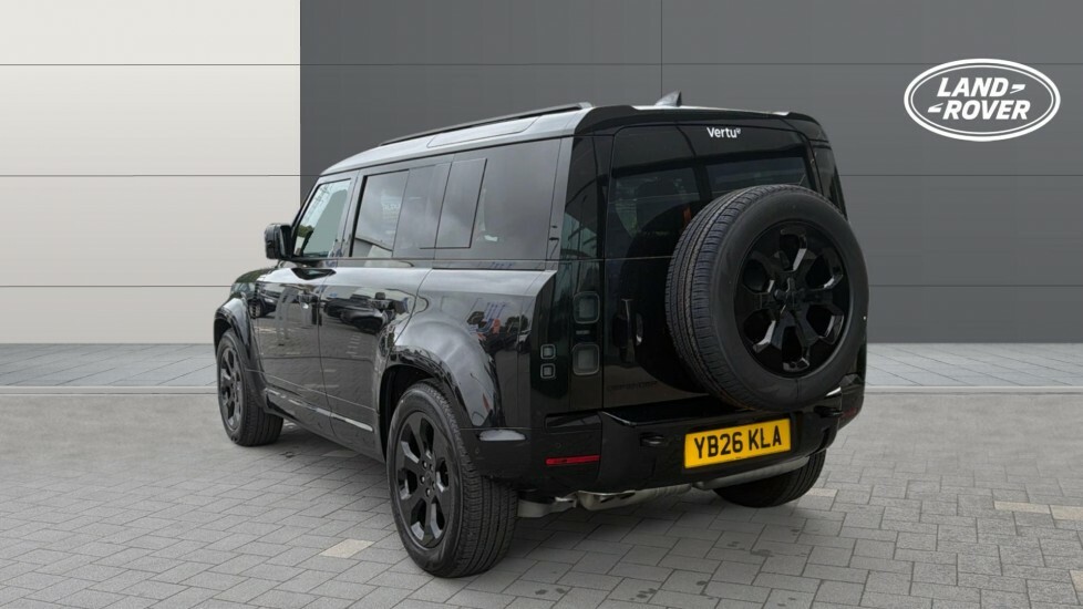Land Rover Defender 110 X-dynamic Se Black #2