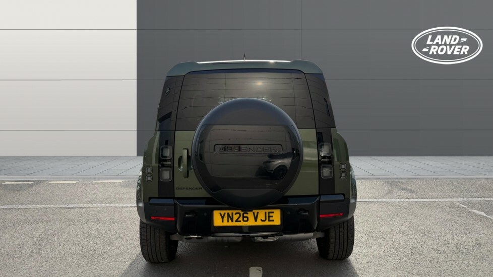Land Rover Defender 110 S Green #6