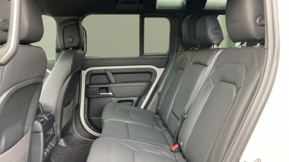 Land Rover Defender 110 X-dynamic Hse Grey #4