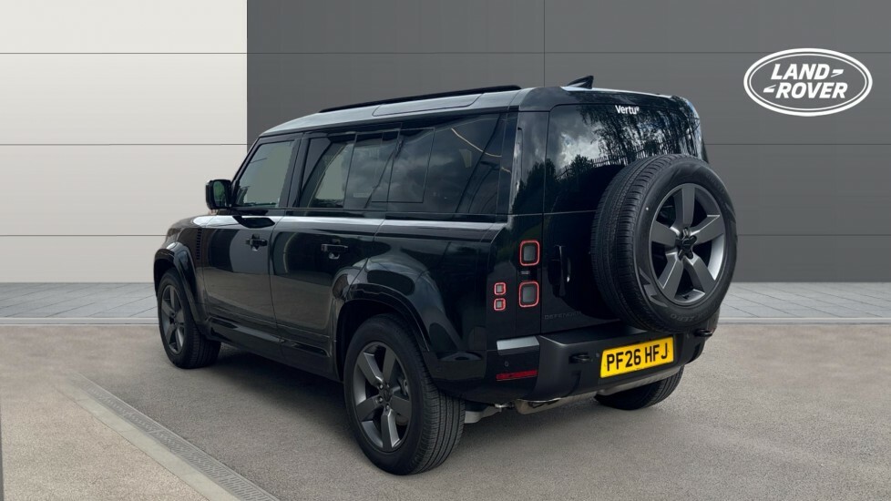 Land Rover Defender 110 X-dynamic Hse Black #2