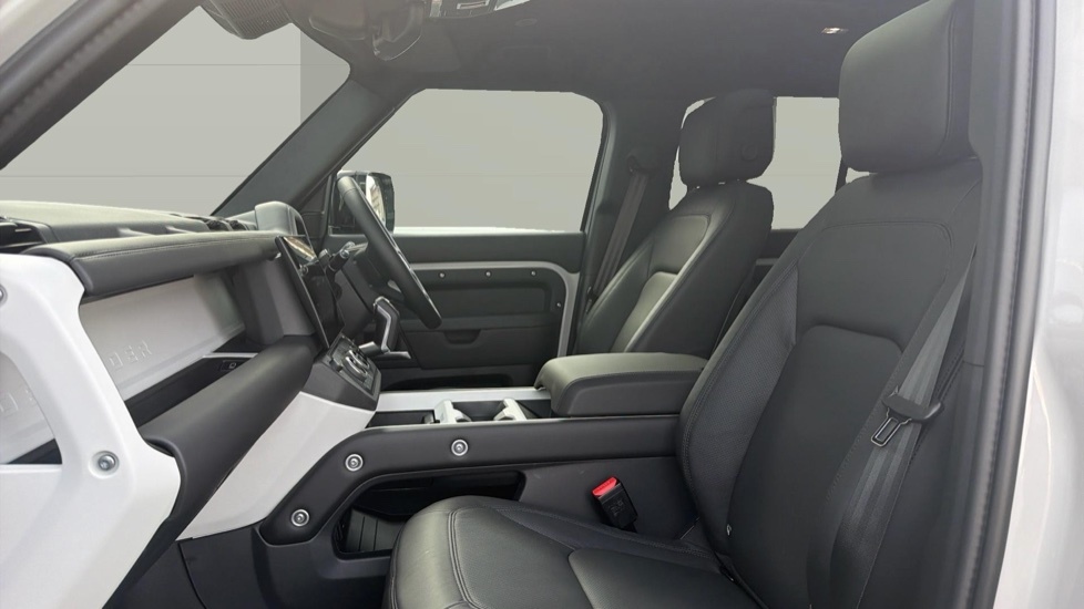 Land Rover Defender 110 X-dynamic Hse Grey #3