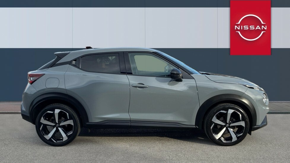 Nissan Juke Tekna Grey #5