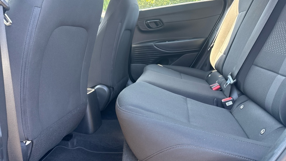 Hyundai I20 Hatchback Blue #16