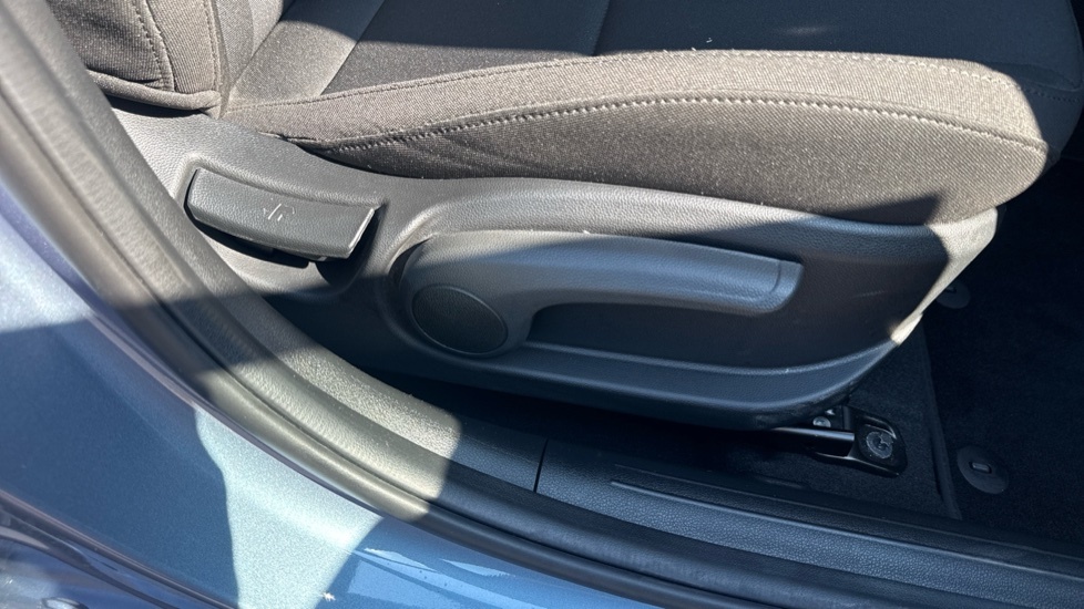 Hyundai I20 Hatchback Blue #33